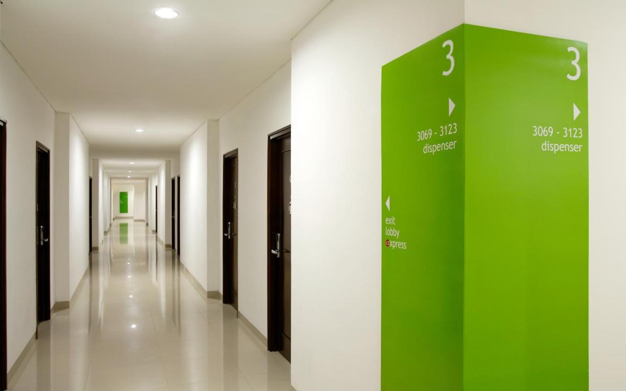 Amaris Hotel Seasons City Jakarta Exterior photo